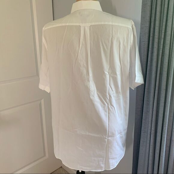 Croft and Borrow Classic Fit NWOT White Button Down Collared Short Sleeve Top - Picture 3 of 6